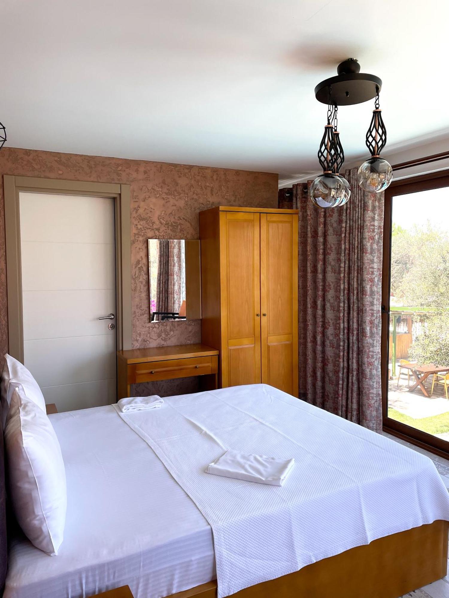 Ata Boutique Hotel Çeşme Buitenkant foto