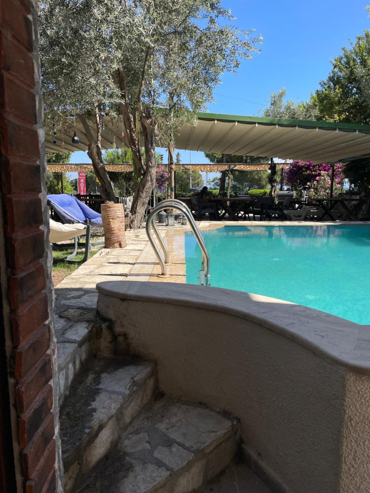 Ata Boutique Hotel Çeşme Buitenkant foto